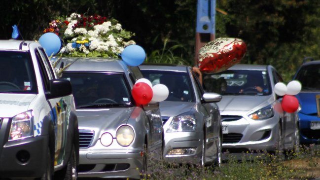 Familiares y vecinos despidieron a hermanos fallecidos en Lago Riñihue