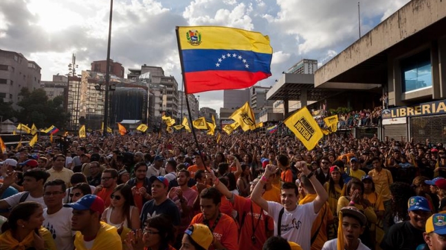 Oposición venezolana pidió que militares hagan respetar al resultado electoral