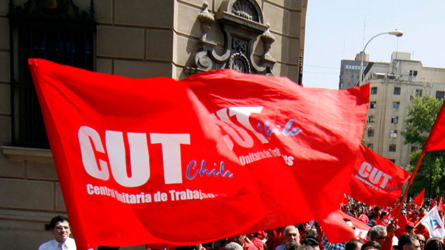 CUT: En este Gobierno pelearemos por un salario mínimo que supere los 300 mil