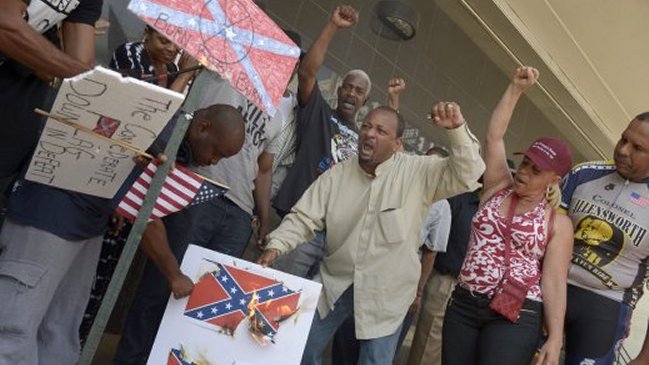 Tarantino cree que la bandera confederada es 