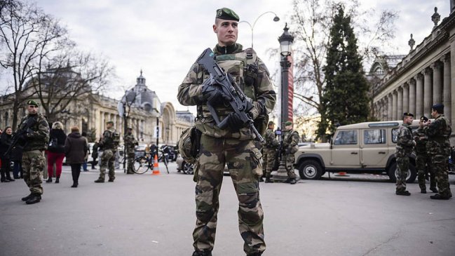 Francia: Aspirantes al Ejército se multiplicaron por 10 tras los atentados