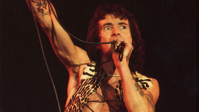 Australia bautizará calle con el nombre de la fallecida voz de AC/DC