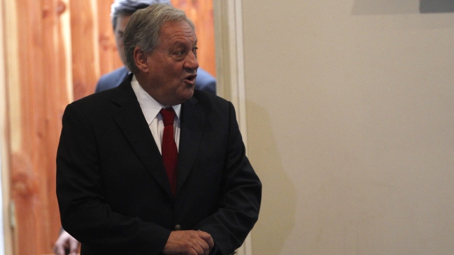 Arturo Salah: Vamos a seguir conversando con Sampaoli