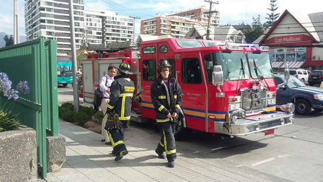 Emanación de humo afectó a la Clínica Tabancura