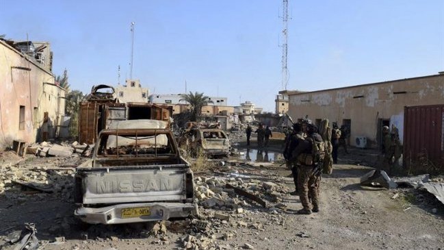 Soldados iraquíes mueren tras atentado del EI  