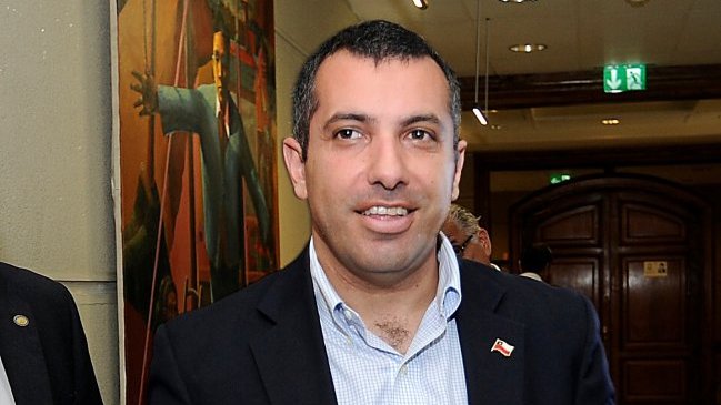 Hasbún: Proyecto sobre Allende es tan ridículo como el de la Nueva Mayoría