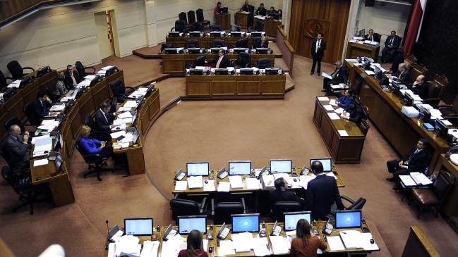 Senado suspendió sistema de anticipo de dietas a parlamentarios