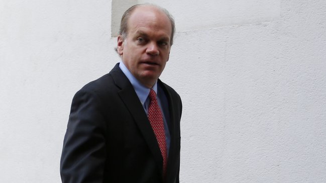 Patricio Walker y crisis política: Si no están dispuestos a ser protagonistas, no critiquen