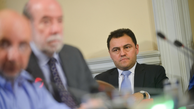 Diputado PS pide renuncia de administrador de La Moneda: 