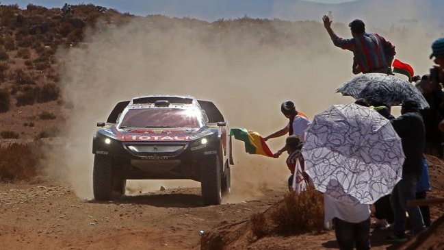 Carlos Sainz sorprendió y se quedó con la séptima etapa del Dakar