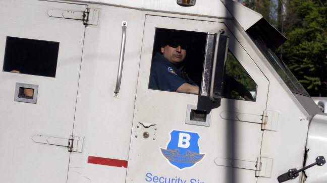 Investigan ofrecimientos de dinero a vigilantes de camiones para dejarse asaltar