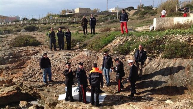 Un muerto y cuatro desaparecidos en un naufragio al sur de Italia