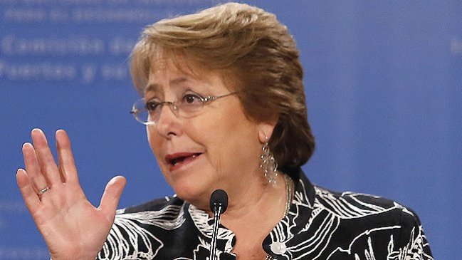 Presidenta Bachelet encabeza cónclave oficialista en Cerro Castillo