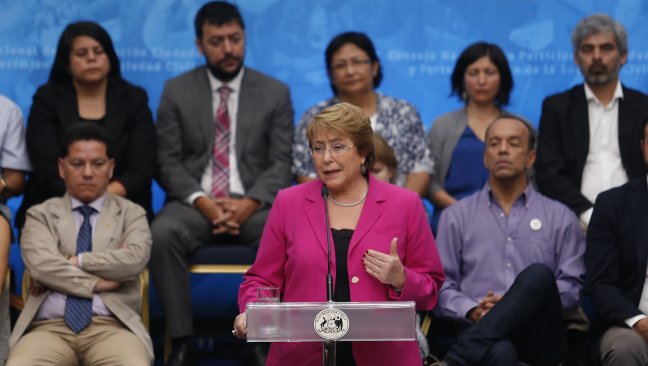 Gobierno apunta a enfocarse en ciudadanía tras cónclave en Cerro Castillo