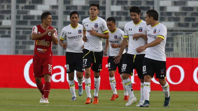 Colo Colo superó con comodidad a Universitario en última prueba antes del Clausura