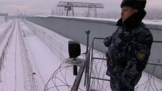 Rusia prohibió el uso de groserías y jergas en centros de detención