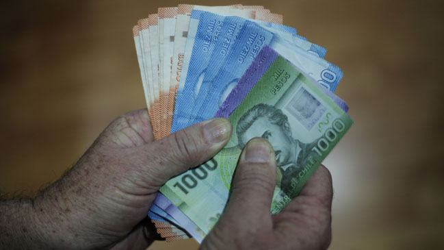 ¿Es recomendable que los hijos sepan cuánto ganan los padres?