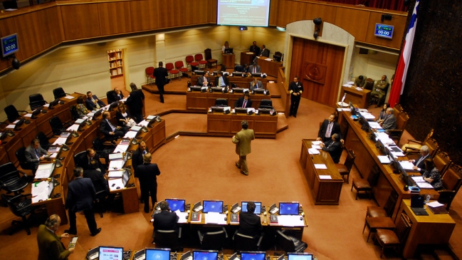 Senado sesionará este domingo para despachar Ley de Partidos Políticos