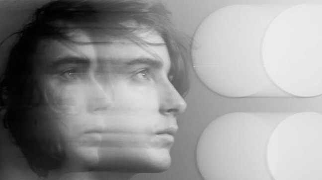 Hijo de Gustavo Cerati se suma a homenajes a Bowie con proyecto de versiones