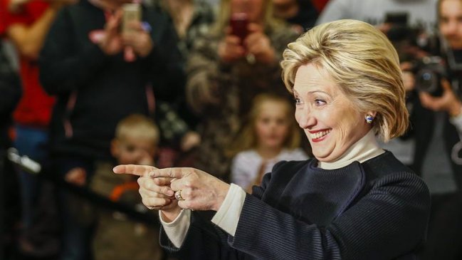 Correos de Hillary Clinton contenían información de un rango mayor a 