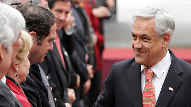 UDI: La Presidenta va a La Araucanía de forma clandestina, Piñera puede ir mostrando la cara