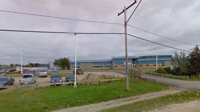 Al menos cinco fallecidos por tiroteo en colegio canadiense