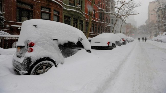 A 26 se eleva la cifra de muertos por la tormenta de nieve en EE.UU.