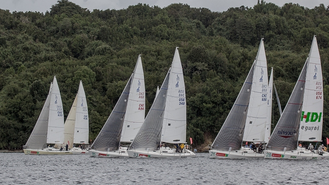 Mitsubishi es líder tras interrumpida etapa en la Regata de Chiloé