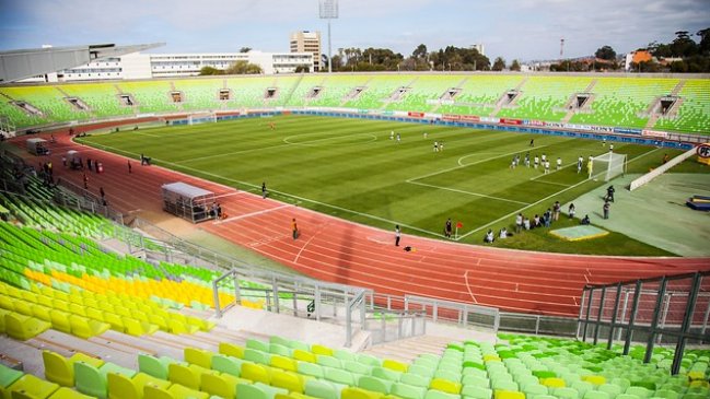 Wanderers deberá jugar cinco partidos sin público en galerías tras fallo de ANFP