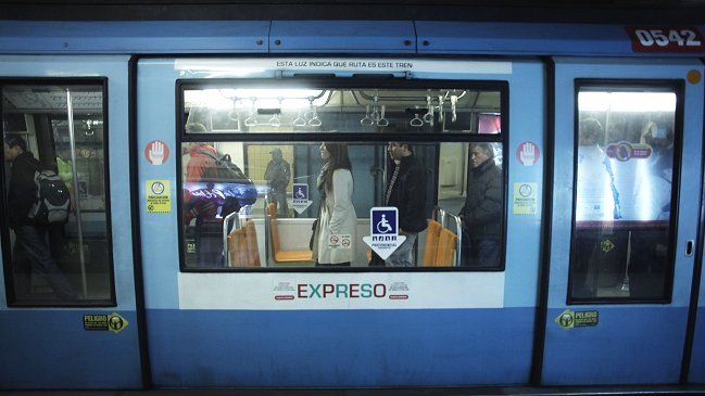 Revisa el estado del tránsito, el Metro y Transantiago