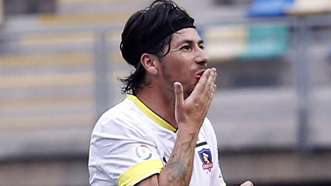 Jaime Valdés permanecerá en Colo Colo