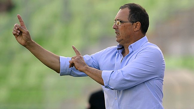 DT de S. Wanderers: Vamos a jugar de igual a igual a U. Católica