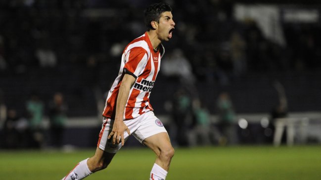 Delantero de River Plate de Uruguay: U. de Chile será un rival muy difícil