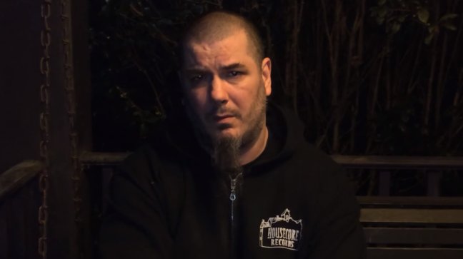 Ex vocalista de Pantera publicó video donde se disculpa por saludo nazi