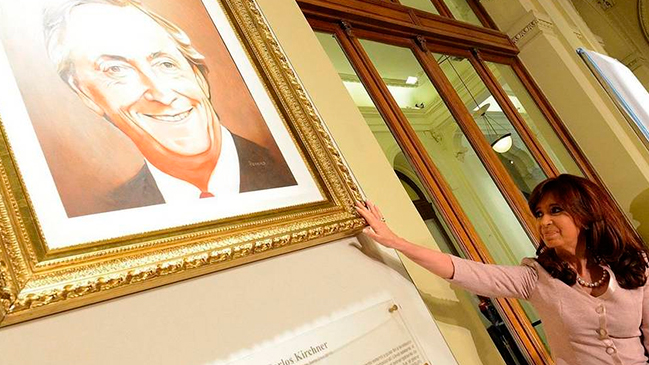 Gobierno de Macri retiró los cuadros de Kirchner y Chávez de la Casa Rosada