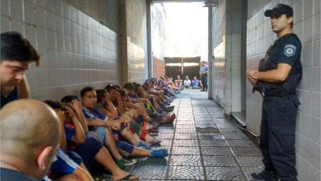 Cónsul chileno en Rosario e hinchas de la U: Es vandalismo y es justo que estén detenidos