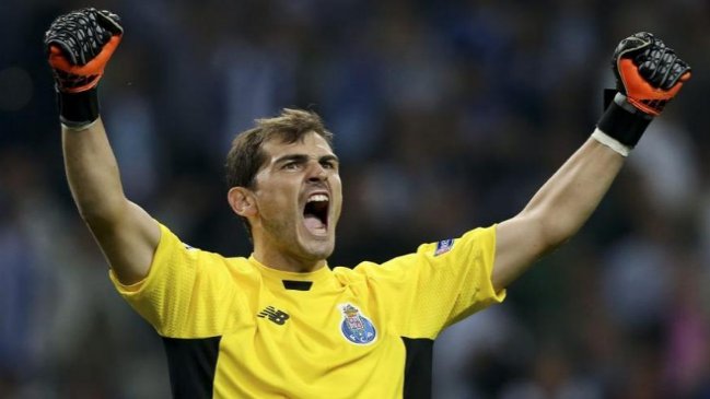 Iker Casillas le respondió al FIFA 16 por su anticipado 