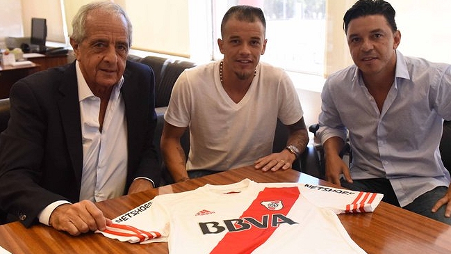 River Plate presentó a Andrés D'Alessandro: Estoy con ganas de ser campeón