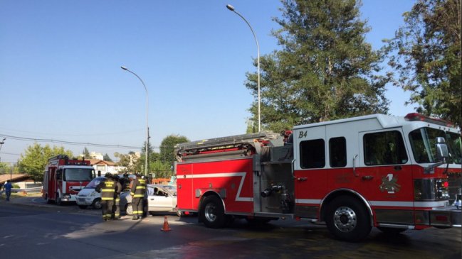 Conductor que protagonizó accidente de tránsito en La Reina resultó con heridas leves
