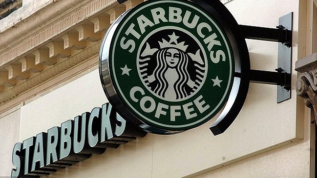Empleada de Starbucks con dislexia ganó demanda por discriminación