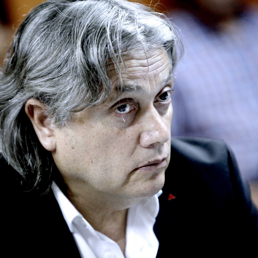 Navarro critica documental sobre Bachelet: No se justifica el costo político