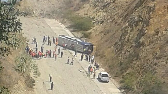 Bus que trasladaba a plantel de Huracán volcó en Venezuela