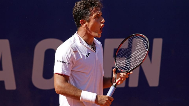 Nicolás Almagro frenó el repunte de Federico Delbonis en Buenos Aires