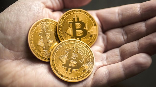 Taxistas hungaros aceptan la moneda virtual bitcoin como forma de pago