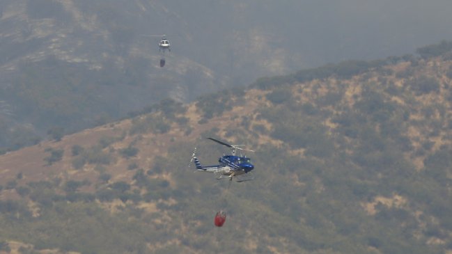 Onemi decretó alerta roja por incendio forestal en Pirque