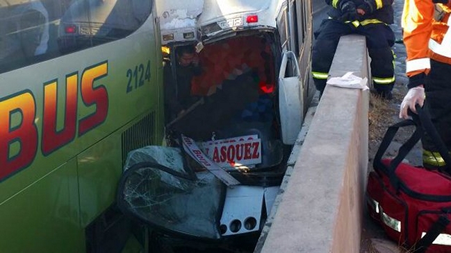 Choque entre dos buses dejó 16 heridos en Estación Central