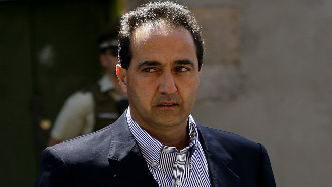 Suspenden arraigo nacional de Pablo Zalaquett por viaje a Madrid