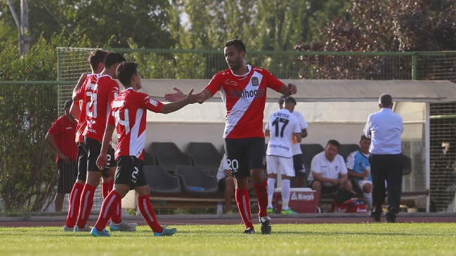 Curicó Unido venció a Santiago Morning y se metió de lleno en la lucha por el ascenso
