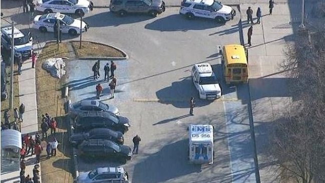 Canadá: Ocho personas fueron apuñaladas en una escuela en las cercanías de Toronto