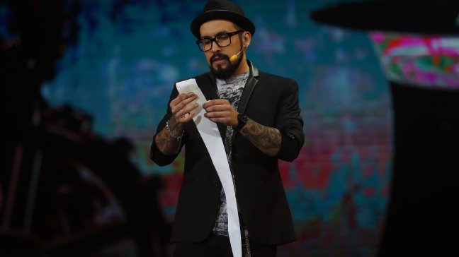 Caroe y chiste sobre Camila Vallejo: 